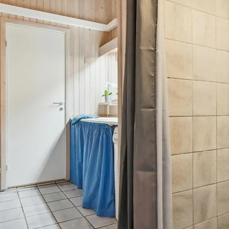 Pet Friendly In Pandrup With Sauna Сasa de vacaciones *